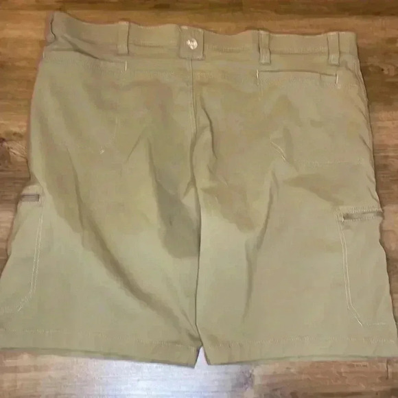 Wrangler Men’s 44 Tan Nylon Spandex Stretch Cargo Utility Shorts 9” Inseam - Picture 2 of 8